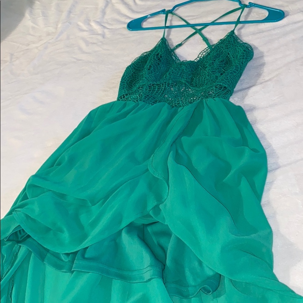 🍃 FASHION NOVA GREEN DRESS 🍃 - Picture 3 of 4